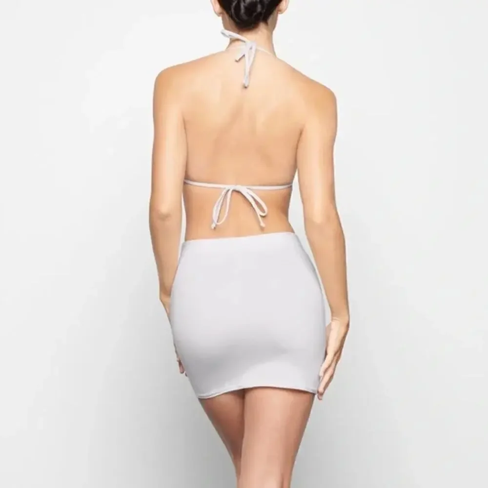 SKIMS Swim Wear Tube Coverup Skirt in Marble White NWT Size XL